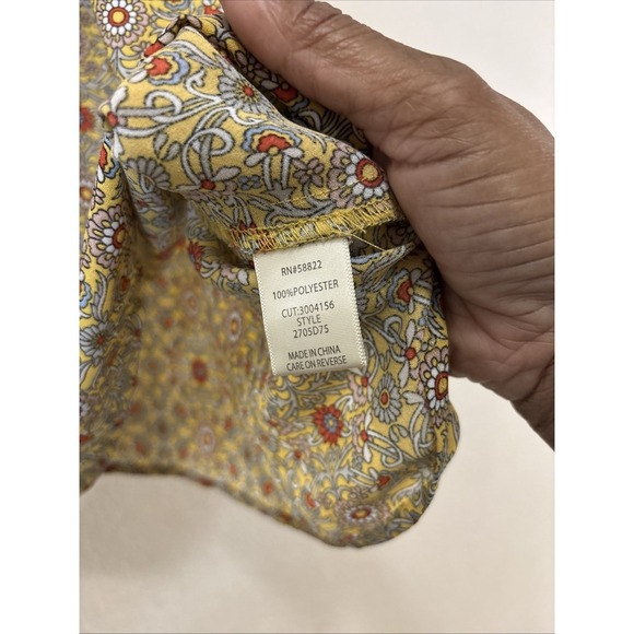 Max Studio Blouse Yellow Womens Medium Sleeveless Floral Ruffled Flutter Sleeve - Picture 3 of 4